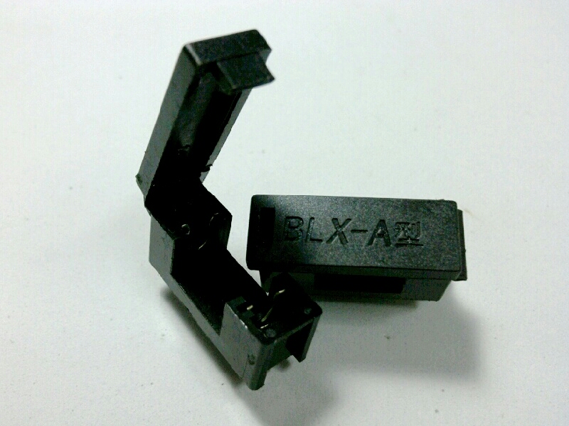 กระบะฟิวส์ - 20MM./ฝาพับ