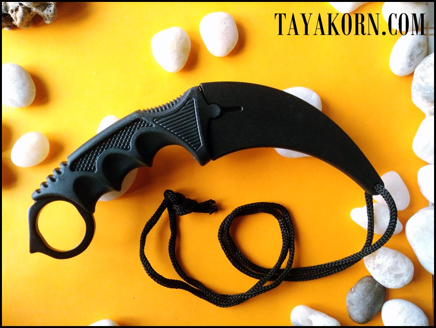 มีดซ้อมคารัมบิตพายุทะเลทราย Desert Storm Karambit Trainer Knife