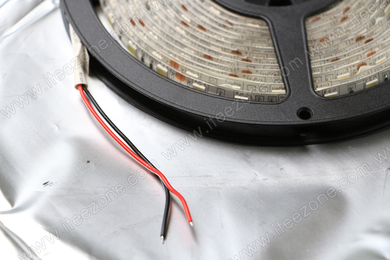 LED Strip เส้น ม้วน 5 เมตร Black light UV (กันน้ำ IP65)