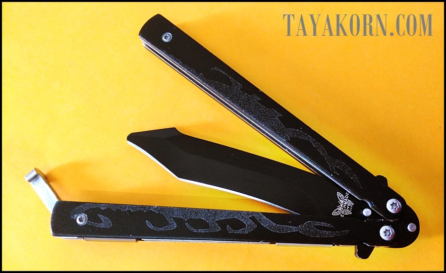 มีดซ้อมควงเดอะสกอร์เปี้ยนคิง THE SCORPION KING BALISONG TRAINER KNIFE TKBS-SK8TR