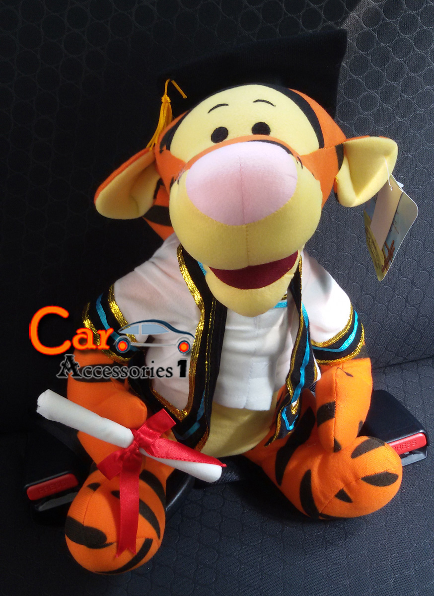 ตุ๊กตาทิกเกอร์รับปริญญา 12 นิ้ว Tigger ลิขสิทธิ์แท้ราคาพิเศษ New arrival