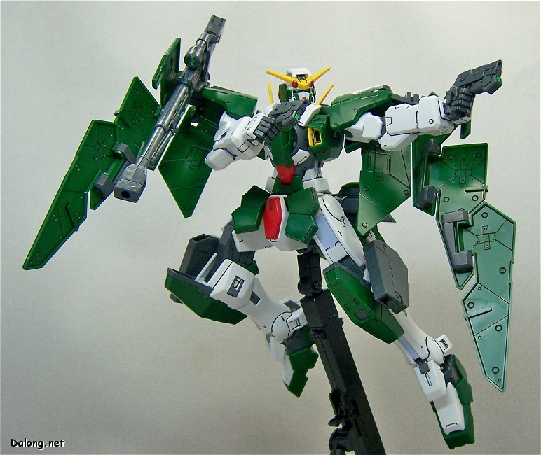 HG 00 (02) 1/100 GN-002 Gundam Dynames