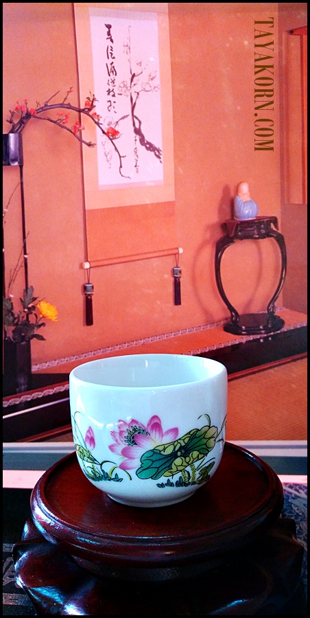 ชุดถ้วยชาแบบดมดื่ม ลายดอกบัว Lotus Tea cup TKLG-LT1
