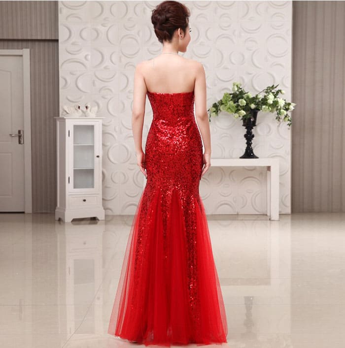 ชุดราตรียาว เกาะอก สีแดงไวน์ Size M ผ้าเลื่อม ซับในทั้งชุด ซิปหลัง