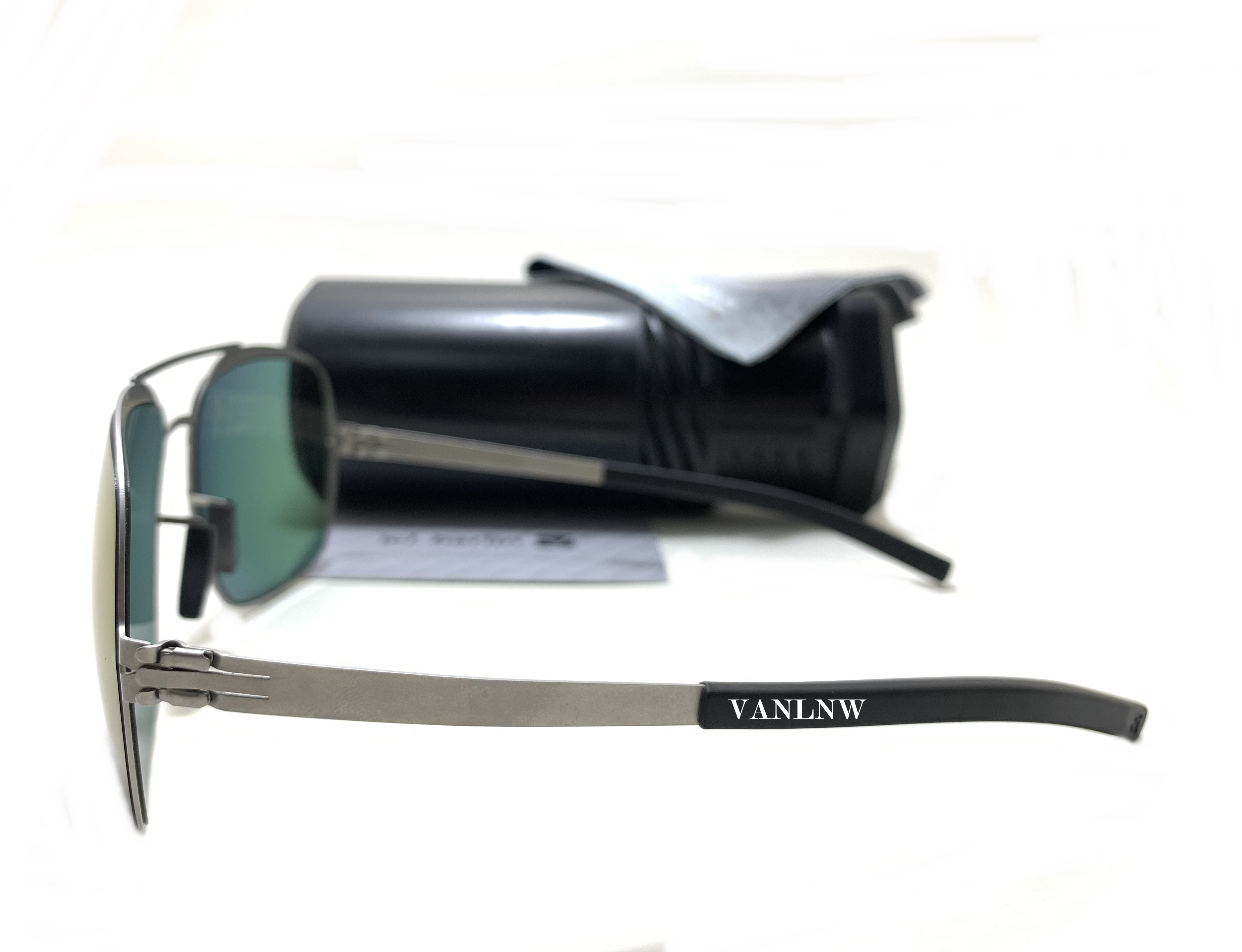 แว่นกันแดด ic berlin model stas formation pearl limited edition ขนาด 58-17-140 mm. (ปรอทม่วง)