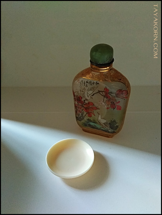 จานยานัตถ์ (จานเล็กสีงาช้าง) snuff tobacco dish TKTI-E001