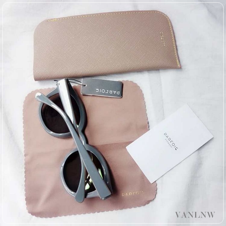 แว่นกันแดด Parfois sunglasses <ปรอท>