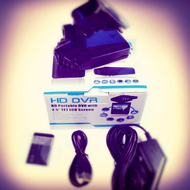 กล้องหน้าติดรถยนต์ ทุกรุ่นทุกยี่ห้อ ติดตั้งง่าย คุณภาพของการบันทึก HD DVR มีระบบ Infrared บันทึกได้แม้อยู่ในที่มืด