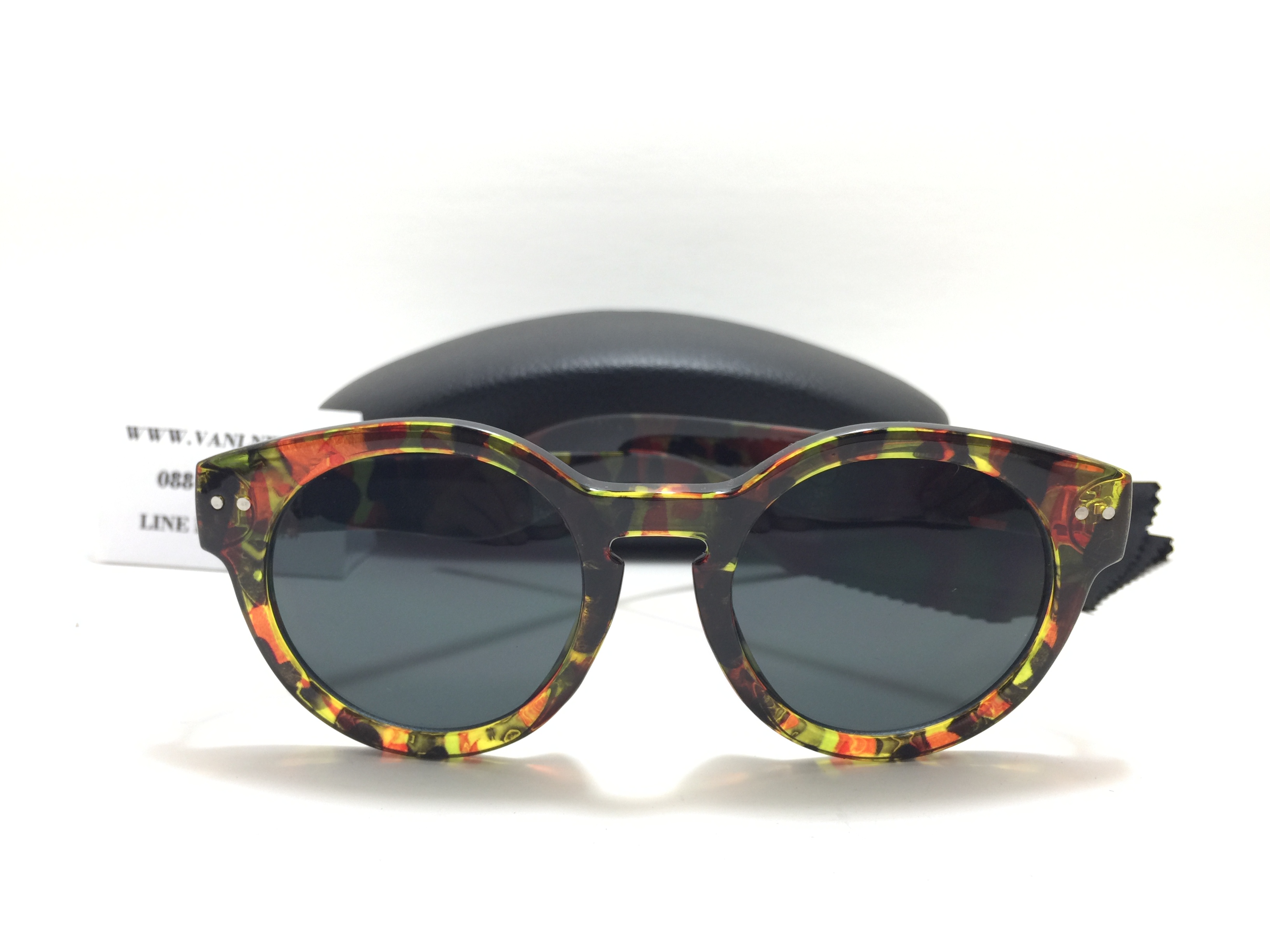 แว่นกันแดด Coldwater Creek Sunglasses <กระ>