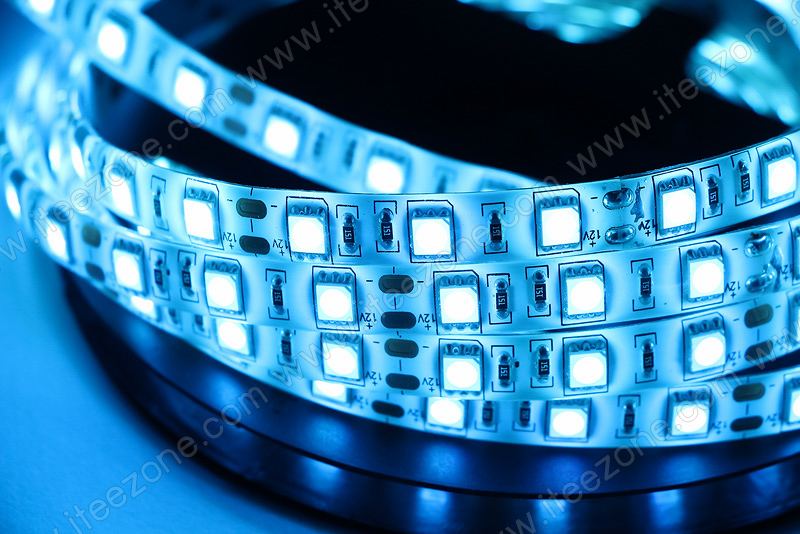 LED Strip เส้น ม้วน 5 เมตร สีฟ้า Ice Blue (กันน้ำ IP65) ไฟเลี้ยงกุ้ง