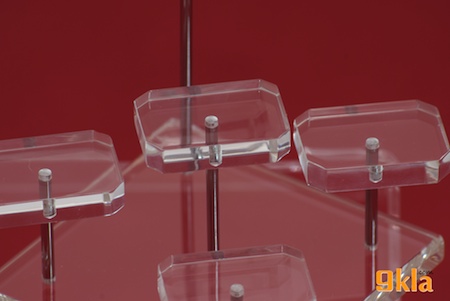 แท่นโชว์สินค้า 5 แท่นเหลี่ยม ฐานเหลี่ยม (สั่งผลิต 10 ชิ้นขึ้นไป) ใส ชิ้น