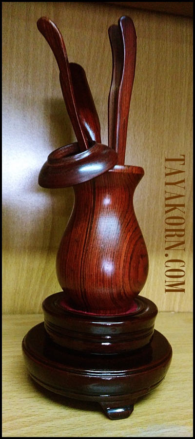 อุปกรณ์ชงชาจีนไม้แท้ อุปกรณ์ 5 ชิ้น Brown Chinese TeaTools TKTT-881