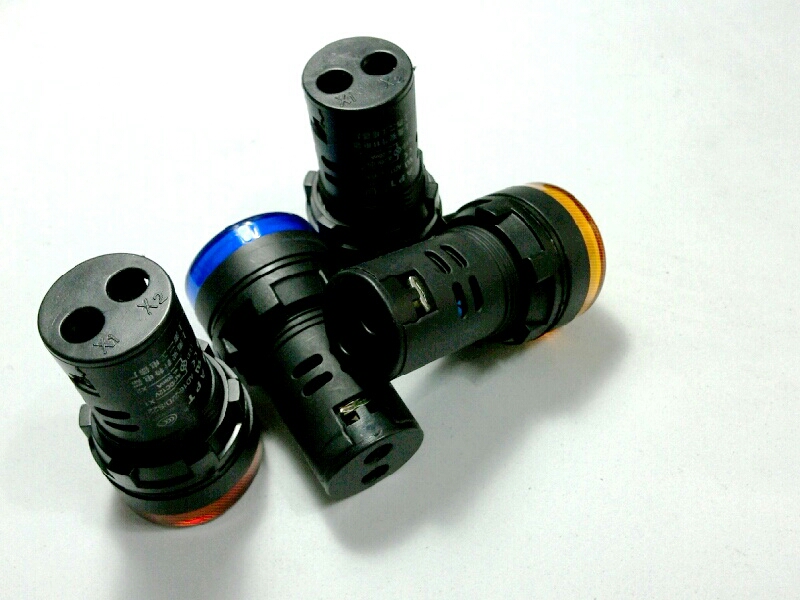 หลอดหน้าปัด-หัวตัด22MM./12V