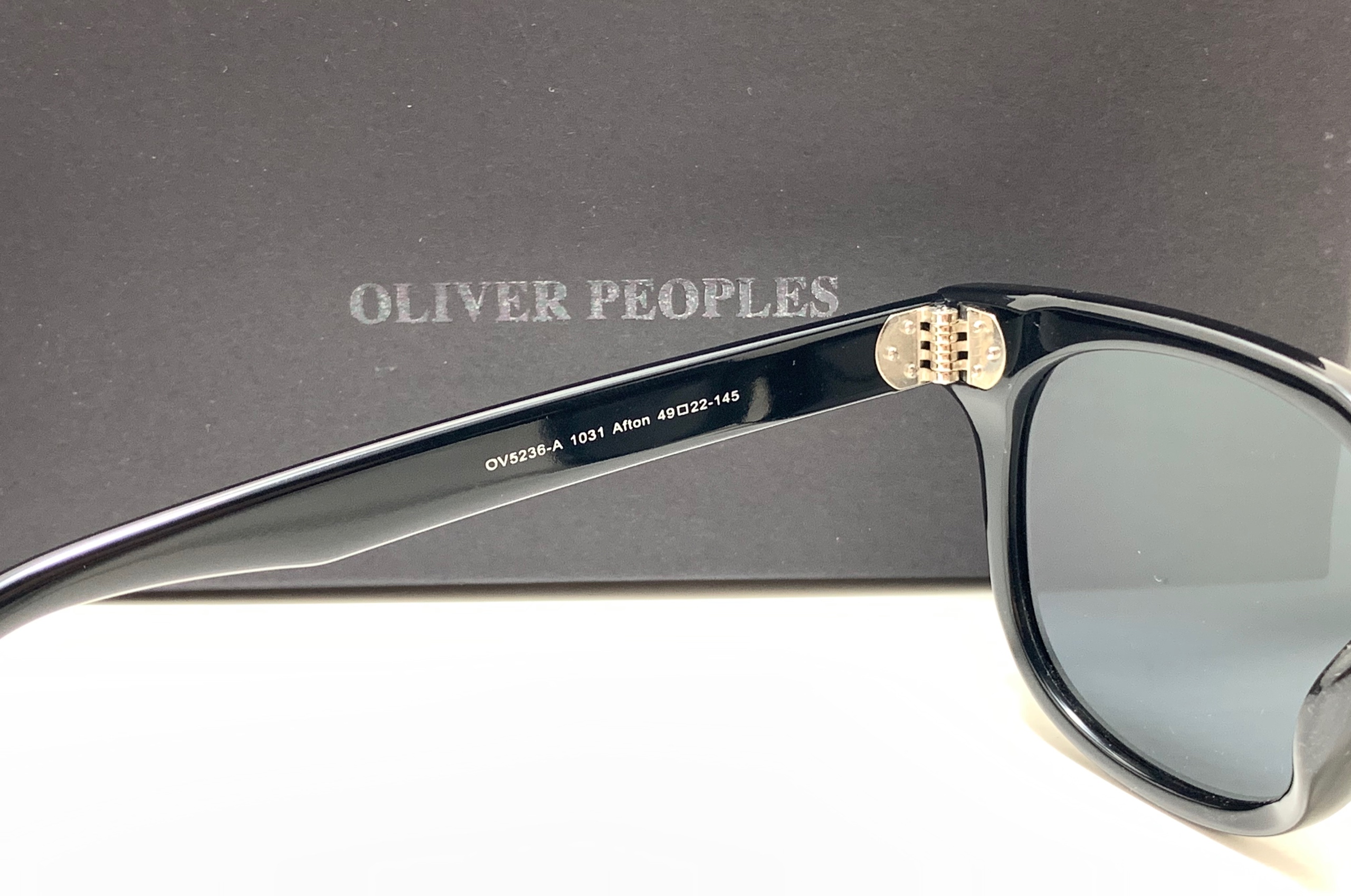 แว่นกันแดด Oliver Peoples Afton OV5236-A 1031 ขนาด 49-22 145 mm. สีดำ <โพลาไรซ์>