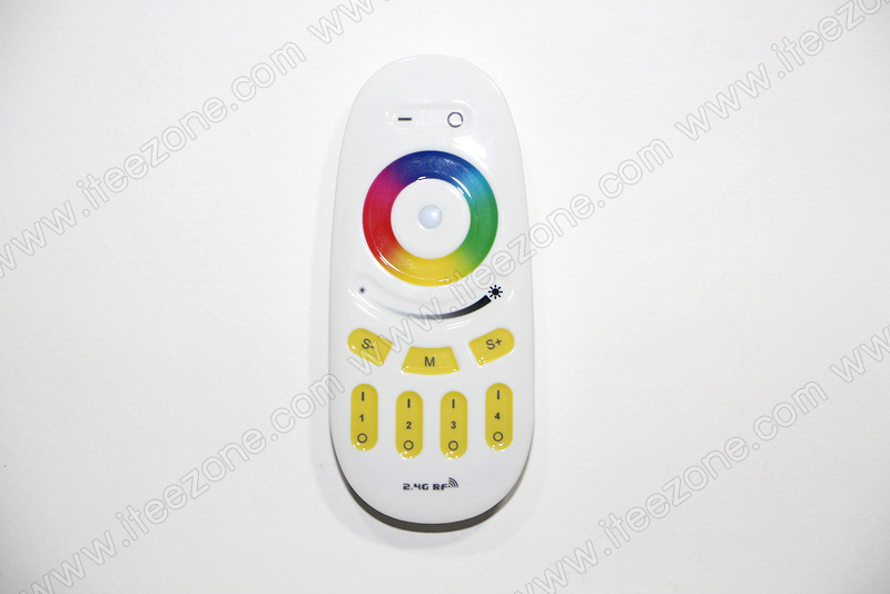 รีโมท หลอดไฟ LED RGB+W