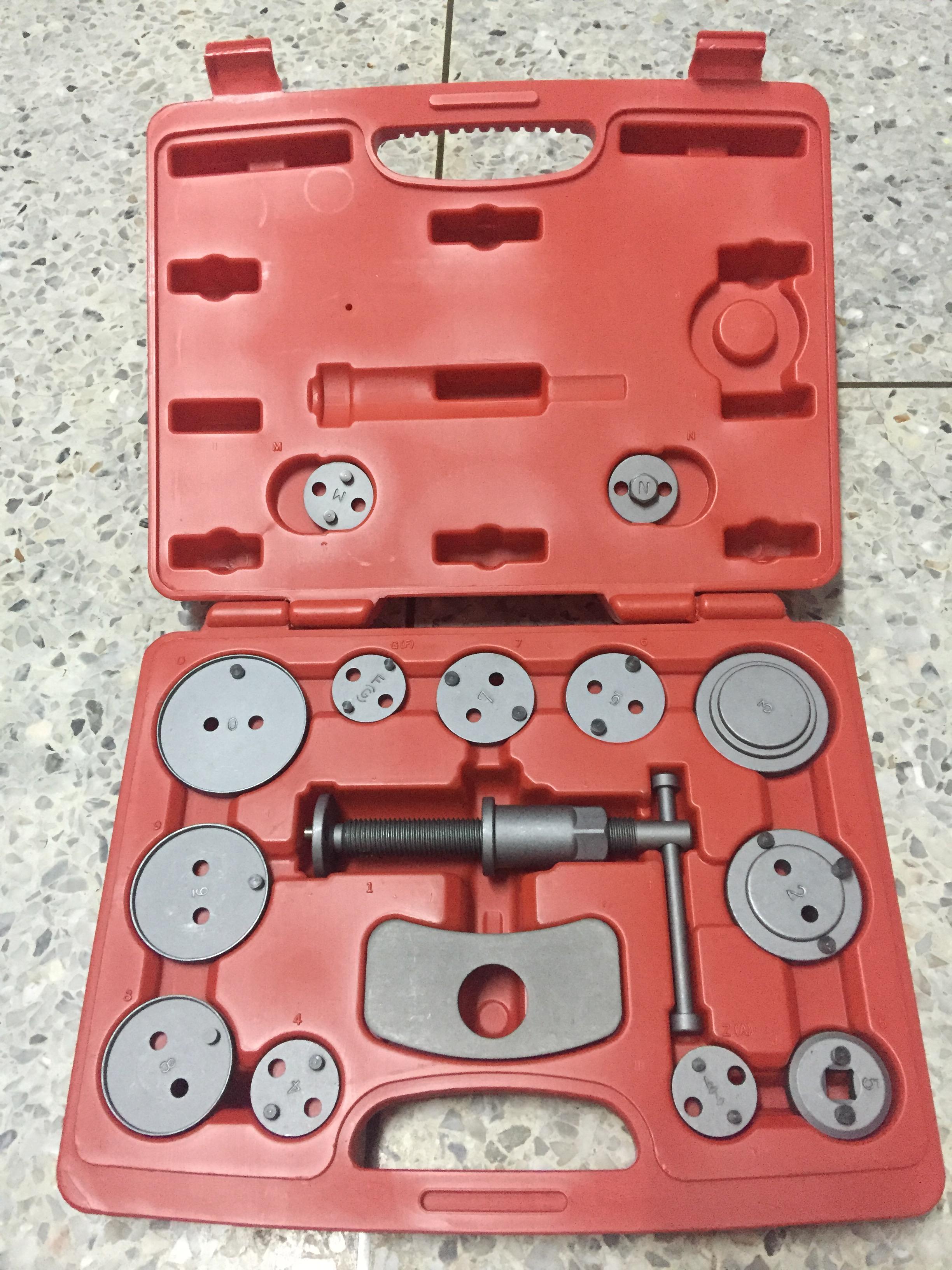 ชุดกดลูกสูบดิสเบรค ชนิดลูกสูบแบบเกลียว JTC Made in Taiwan