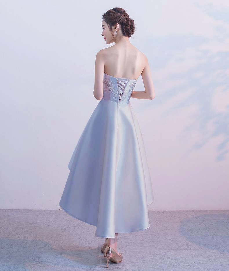 ชุดราตรี หน้าสั้นหลังยาว เกาะอก สีเทา พร้อมส่ง L ผ้าไหมดัชเชส งานร้อยหลัง