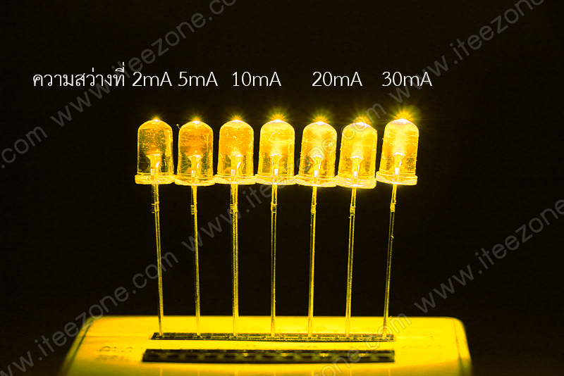 หลอดไฟ LED สีเหลือง กระเปาะใส 5mm Super Bright