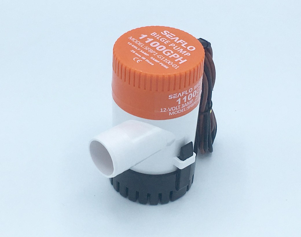 06-1100-GPH-12VDC ปั๊มน้ำโซล่าเซลล์ แบบแช่ 12 โวลต์ 1100-GPH SEAFLO ของแท้!!! ( สินค้าขายดี ) SKU-008