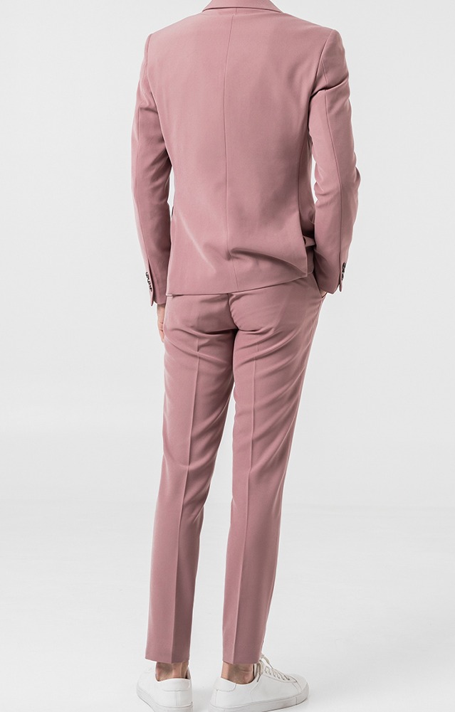 สูทพรีเมี่ยม รุ่น6กระดุม สีชมพูกะปิ พร้อมส่ง L