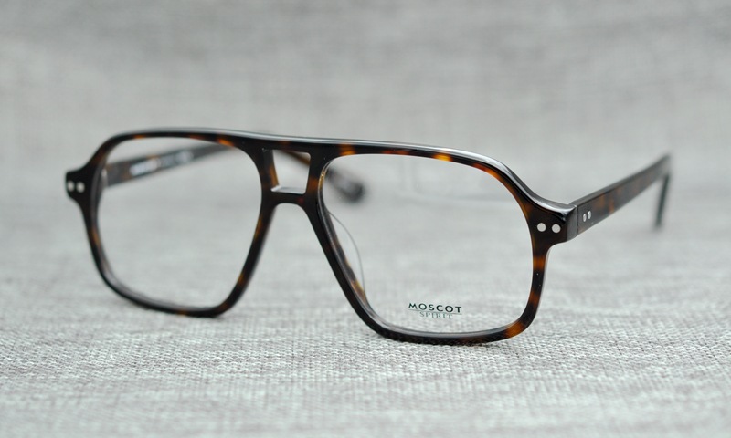 แว่นกันแดด MOSCOT BJORN 58-15 140 COL.BURNT TORTOISE <กระ>