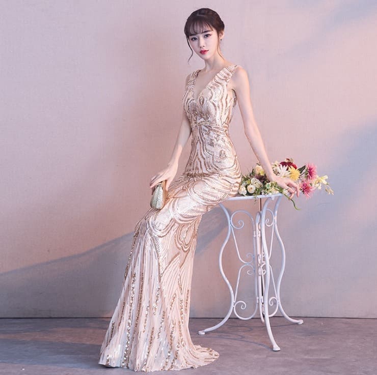 ชุดราตรียาว แขนกุด สีทอง ผ้าปักเลื่อม ซิปหลัง Size 2XL