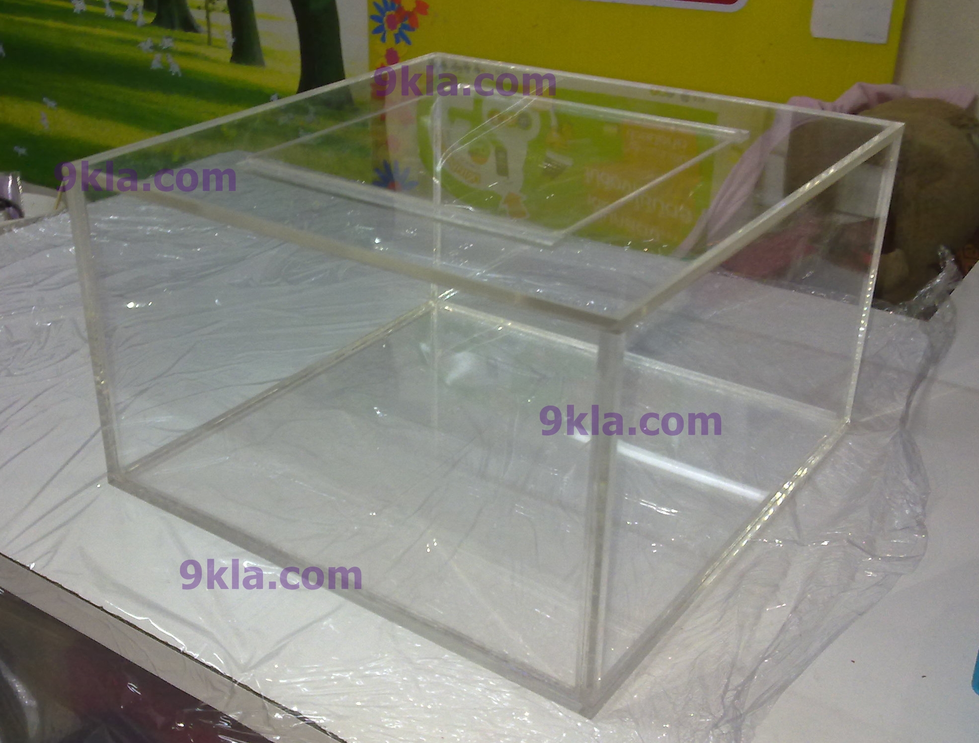 กล่องสำหรับทดลองสารเคมี หนา 6mm. ชิ้น