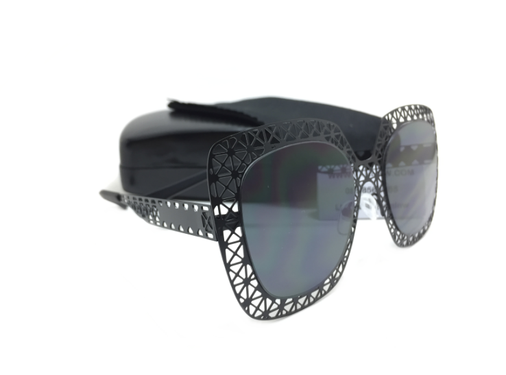 แว่นกันแดดแฟชั่นผู้หญิง Oversize Black 53-25 140 <ดำ>