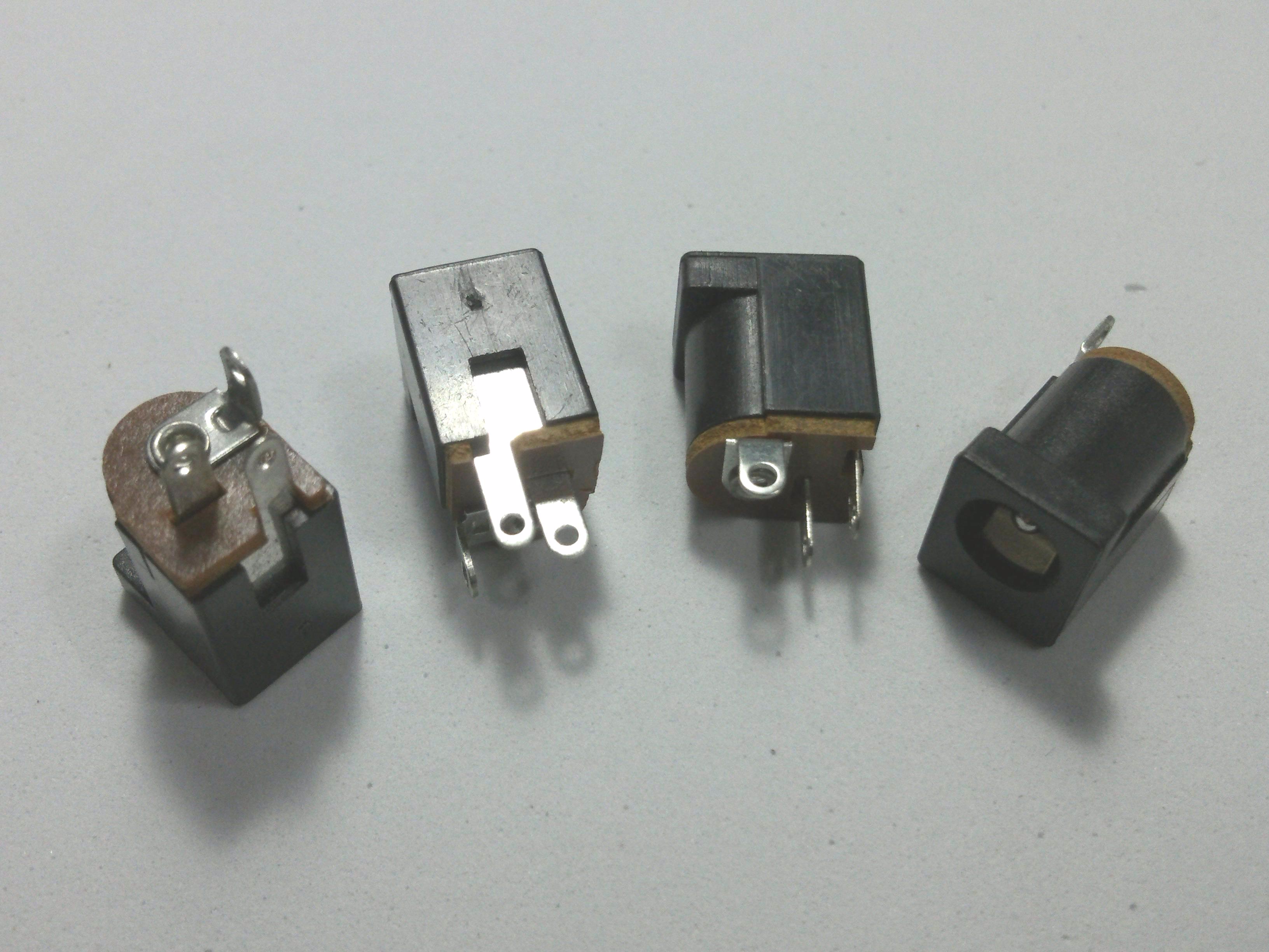 J.ADAPTOR 2.5MM.แบบเหลี่ยมขาล่าง