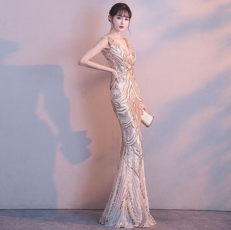 ชุดราตรียาว แขนกุด สีทอง ผ้าปักเลื่อม ซิปหลัง Size 2XL