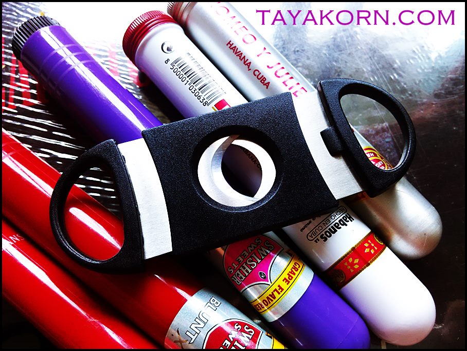 มีดตัดซิการ์ ABS handle CUBA M1