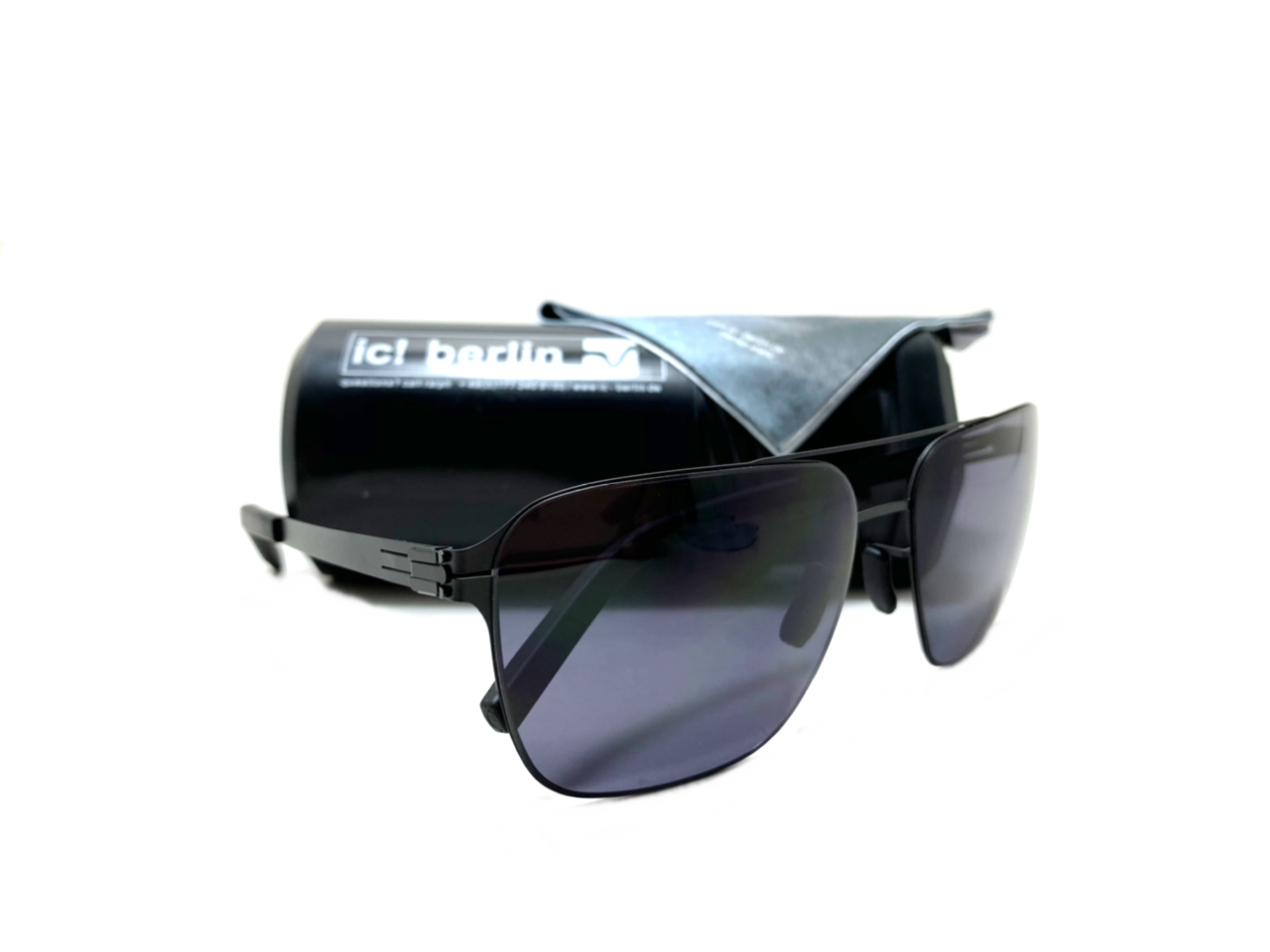 แว่นกันแดด ic berlin model jonathan l black 59-17 <ดำ>