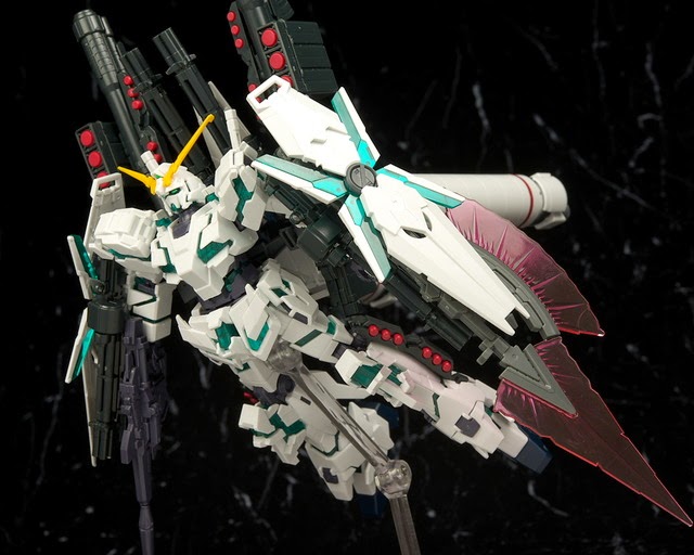 Hyper Beam Javelin RX-0 Full Armor Unicorn Gundam