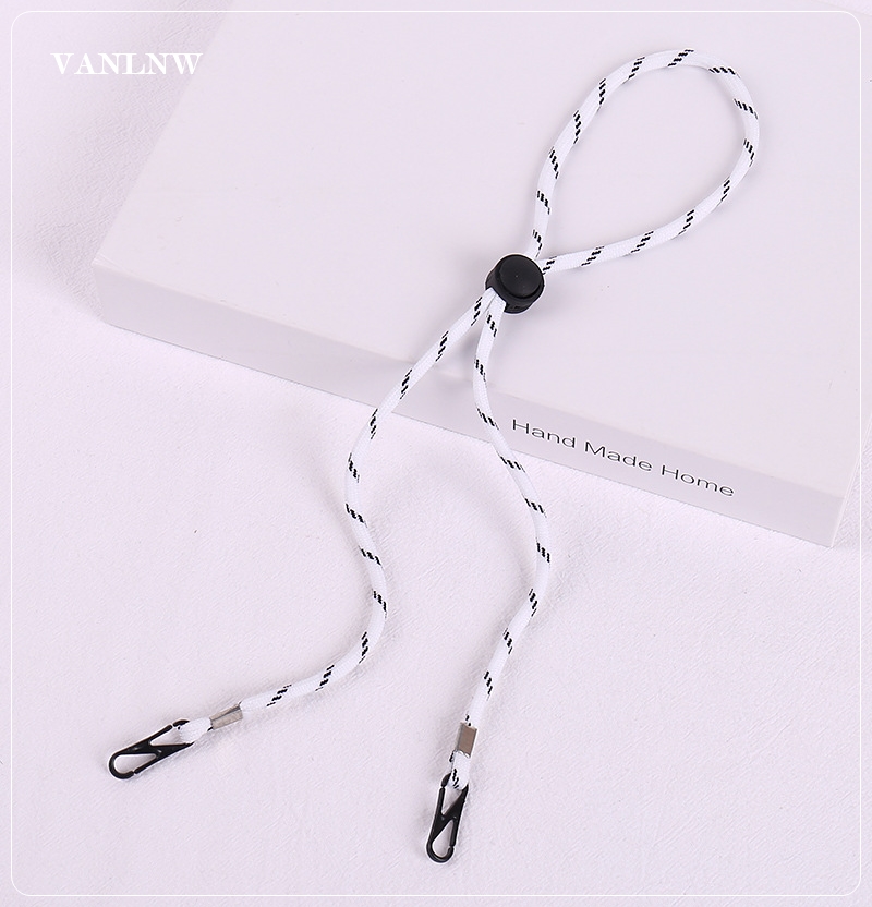 สายคล้องหน้ากากอนามัย MASK STRAPS BLACK AND WHITE สายคล้องแมส สำหรับผู้ใหญ่/เด็ก สายปรับระดับ คล้องคอได้ ใช้งานสะดวก