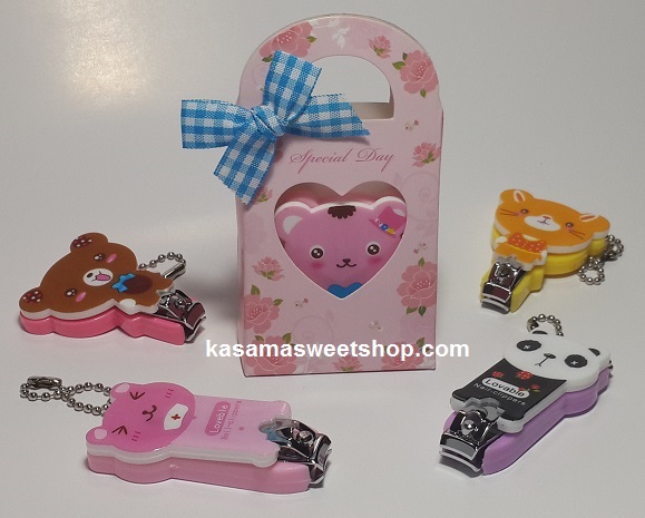 กรรไกรตัดเล็บพร้อมกล่องหูหิ้ว