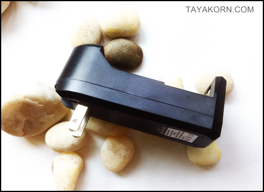 ไฟฉาย ซุปเปอร์ซูม ที6 Super Zoom T6 UltraFire 35,000W TKFL-UZT6