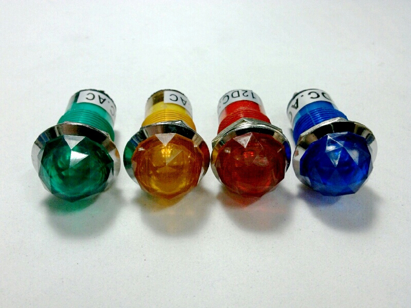 หลอดหน้าปัด-หัวเพชร/12V