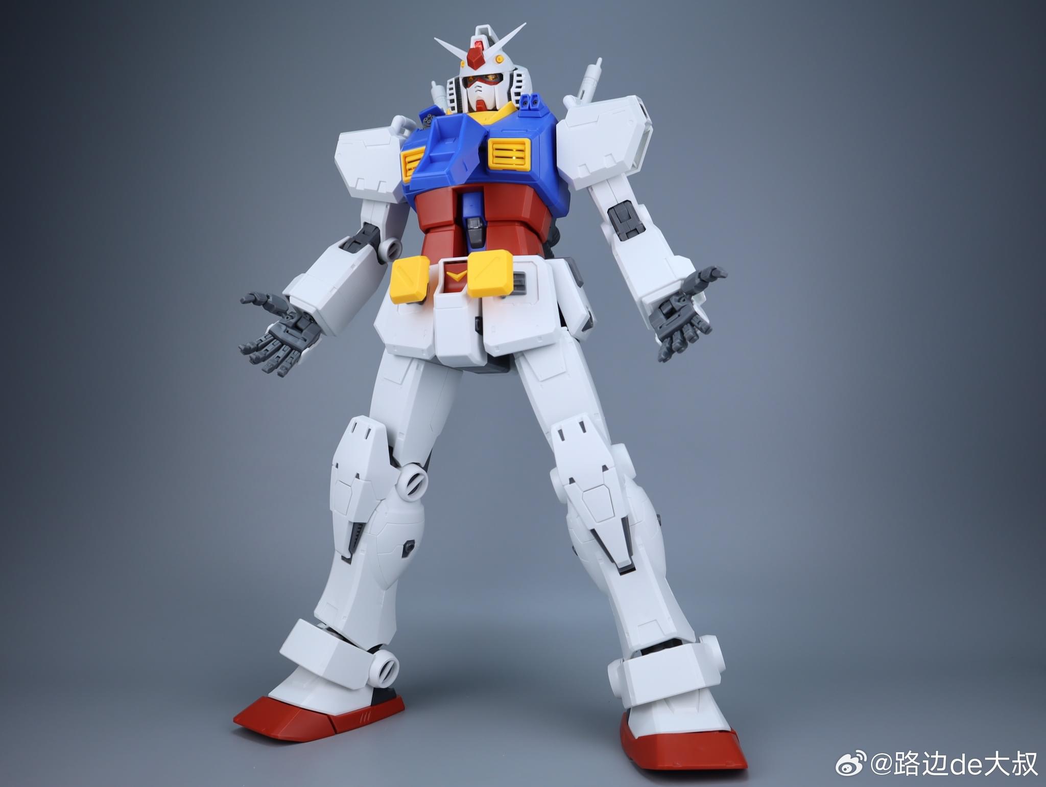 1/35 RX78-2 + Big Water Decal [Fang Da Jing]