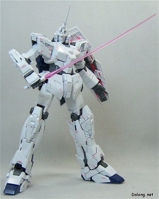 MG (005) 1/100 RX-O Unicorn Gundam Ver. Ka