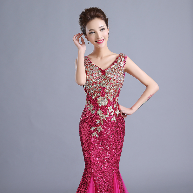 ชุดราตรียาว ทรงหางปลา ผ้าเลื่อม สีชมพูบานเย็น **พร้อมส่ง M** ซิปหลัง