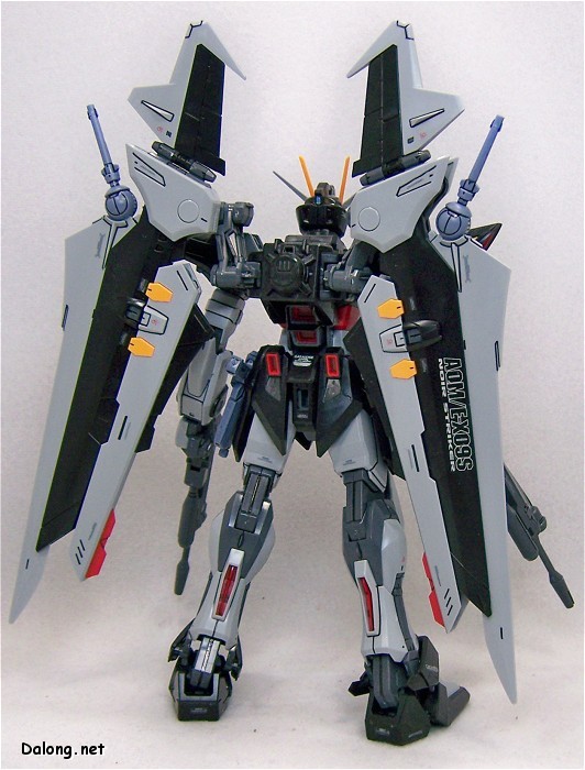 MG (001) 1/100 STRIKE NOIR GUNDAM