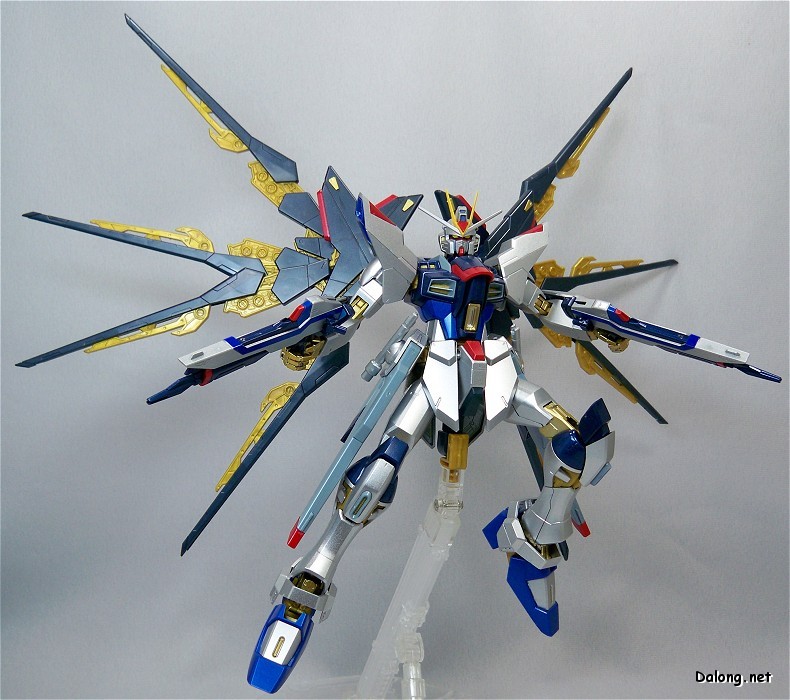 MG 1/100 (04B) Strike Freedom Extra Finish