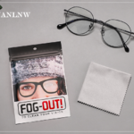 ผ้าเช็ดแว่นตาป้องกันฝ้า FOG-OUT Anti Fog Cloth ปกป้องยาวนาน 8-12 ชั่วโมง ต่อการใช้งาน 1 ครั้ง สามารถใช้ซ้ำได้มากกว่า 200 ครั้ง