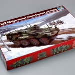 1/35 USMC LAV-C2 Light Armored Vehicle-Command&Control [Trumpeter]