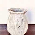 แจกันหินอ่อนประดับโต๊ะชา