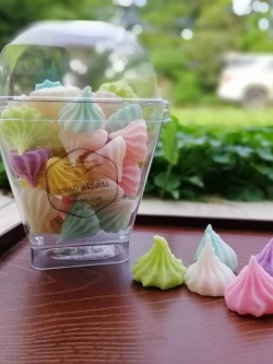 อาลัวสีสวย