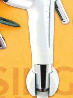 ชุดสายฉีดชำระ สีขาว ด้ามกดแข็งแรงทนทาน