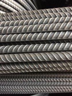 เหล็กข้ออ้อย 20 มม.*10 ม.SD40 เต็มโรงใหญ่ ยกมัด **ราคาเหล็กมีความผันผวน กรุณาสอบถามราคา**