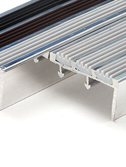 จมูกบันไดอลูมิเนียมสอดเส้นพีวีซี INFINITE รุ่น IA-1 (ราคาสินค้า/เมตร)